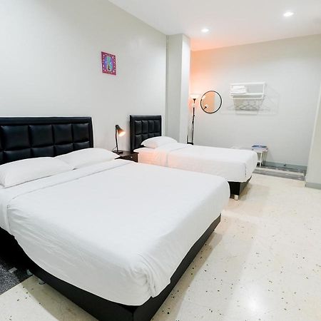 بانكوك Suksomboon Residence المظهر الخارجي الصورة